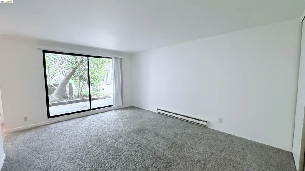 8 Admiral Drive Emeryville CA 94608