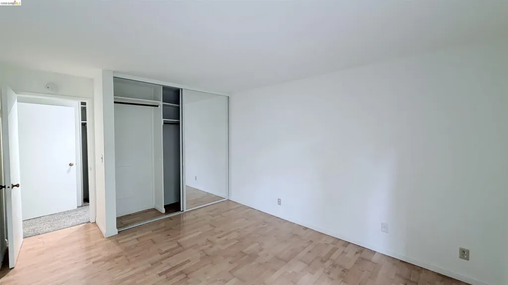 8 Admiral Drive Emeryville CA 94608