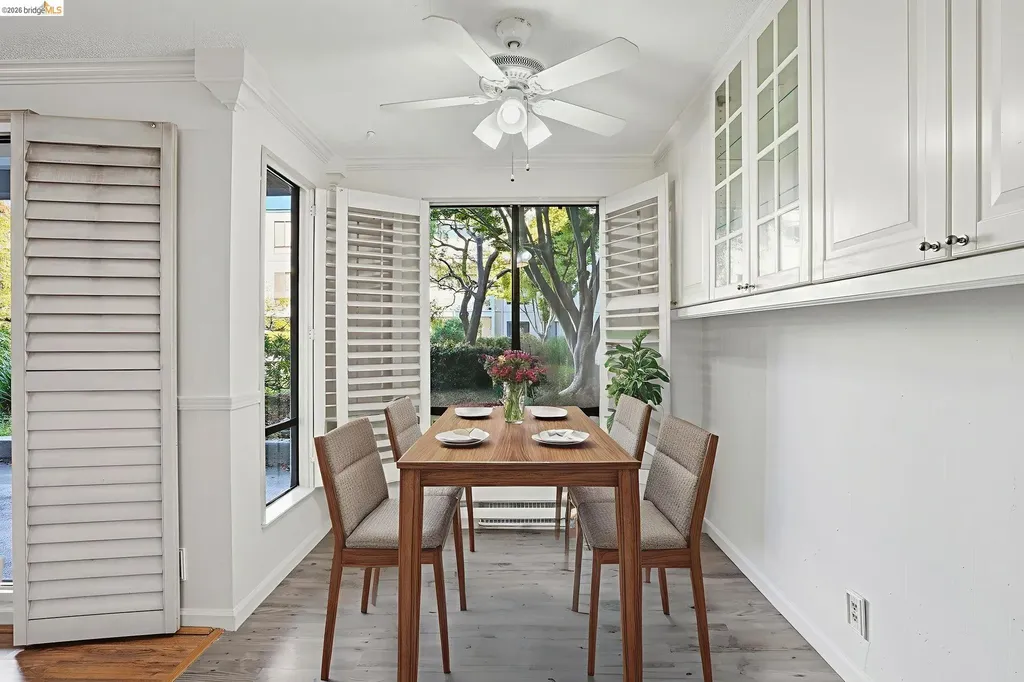 2 Admiral Drive Emeryville CA 94608