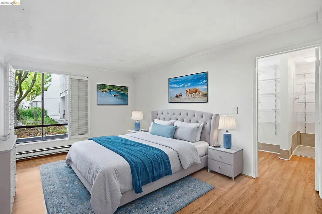 2 Admiral Drive Emeryville CA 94608