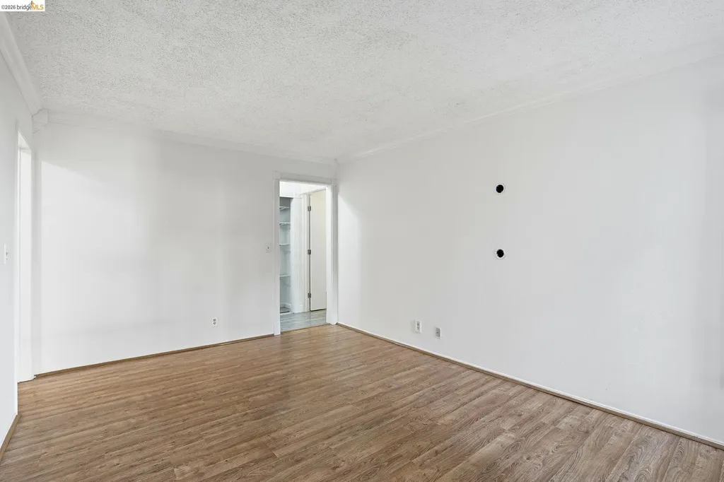 2 Admiral Drive Emeryville CA 94608