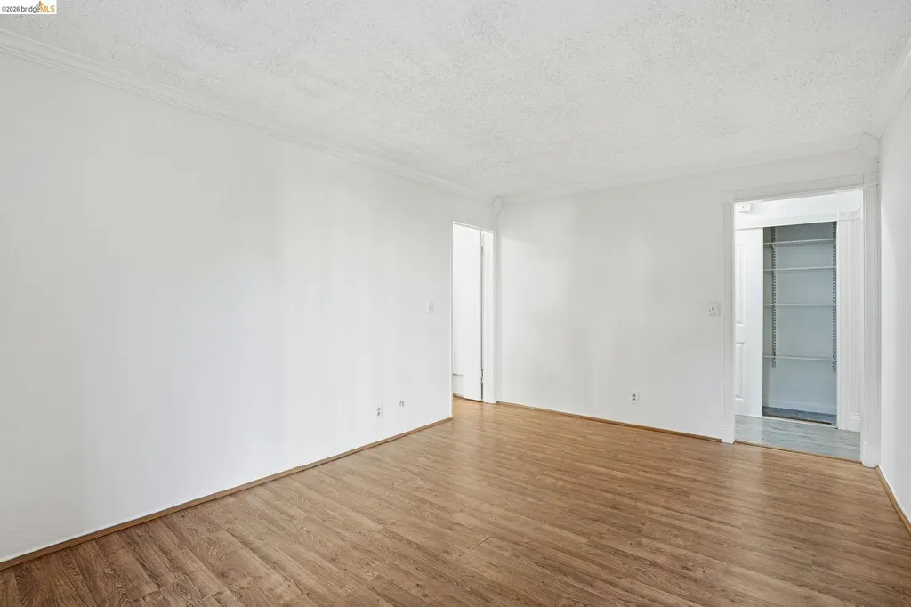 2 Admiral Drive Emeryville CA 94608