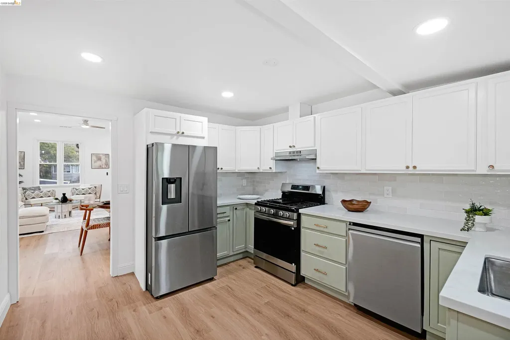 1812 Woolsey Street Berkeley CA 94703