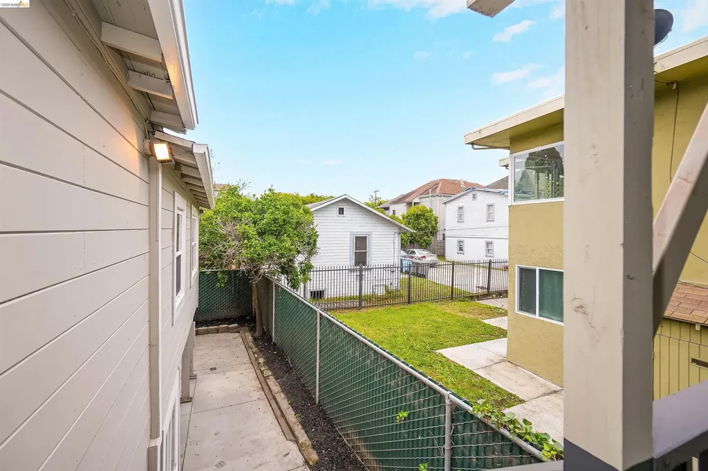 1812 Woolsey Street Berkeley CA 94703
