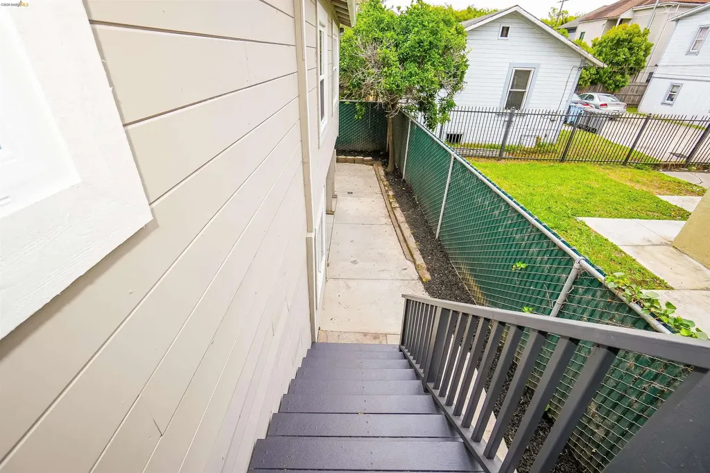 1812 Woolsey Street Berkeley CA 94703