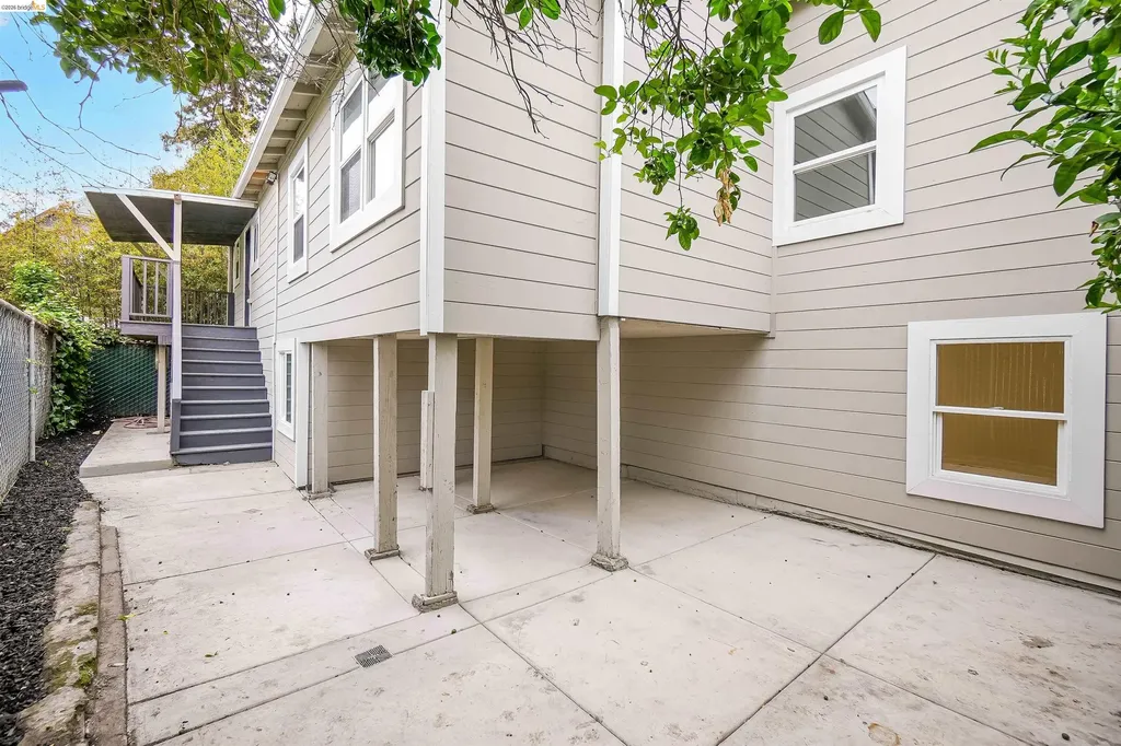 1812 Woolsey Street Berkeley CA 94703