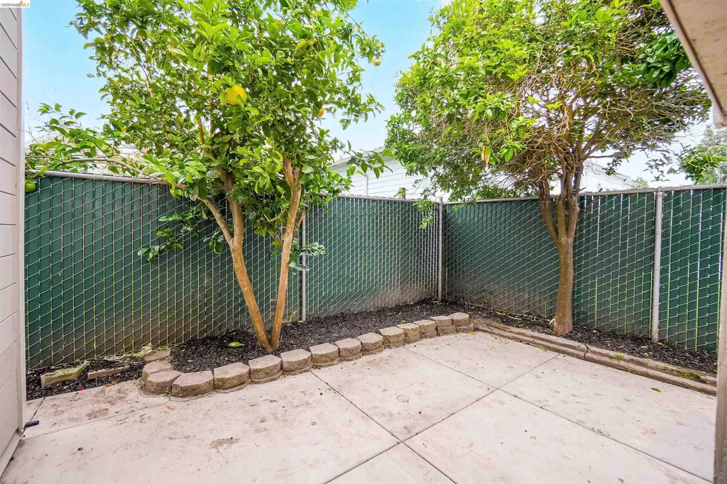 1812 Woolsey Street Berkeley CA 94703