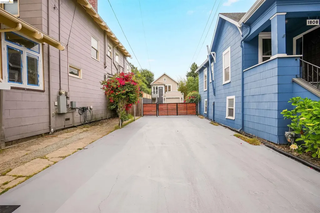 1812 Woolsey Street Berkeley CA 94703