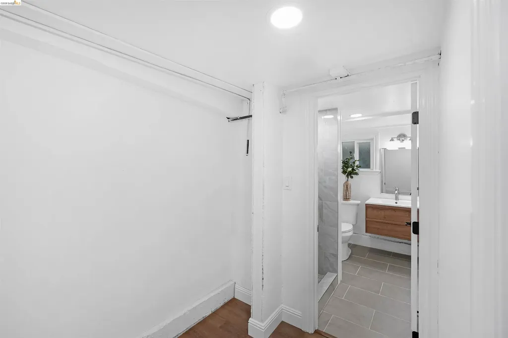 1812 Woolsey Street Berkeley CA 94703