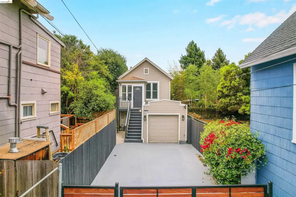 1812 Woolsey Street Berkeley CA 94703