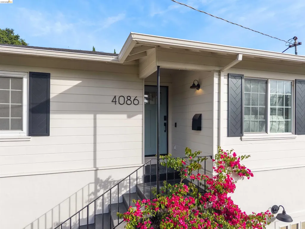 4086 Laguna Avenue Oakland CA 94602