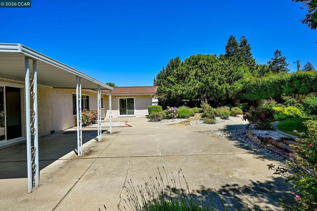 1162 Ridgewood Drive Concord CA 94518