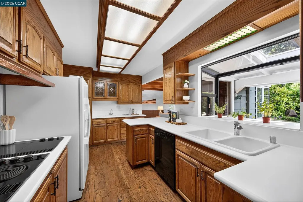 850 Paradise Court Lafayette CA 94549