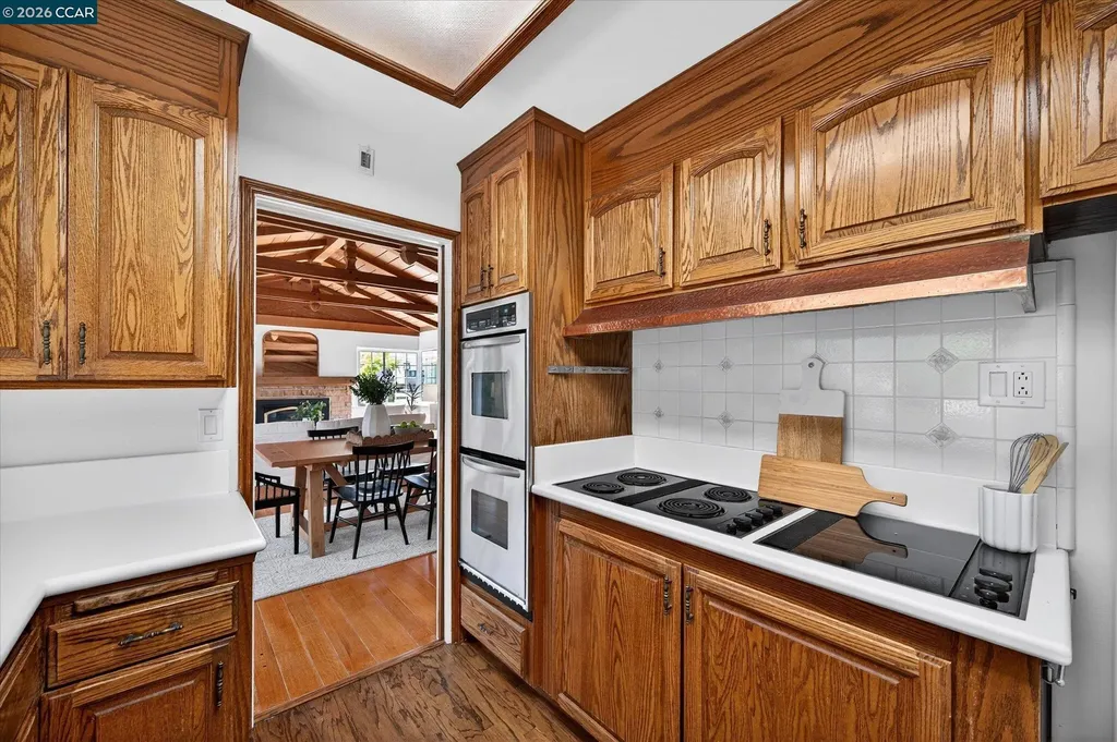 850 Paradise Court Lafayette CA 94549