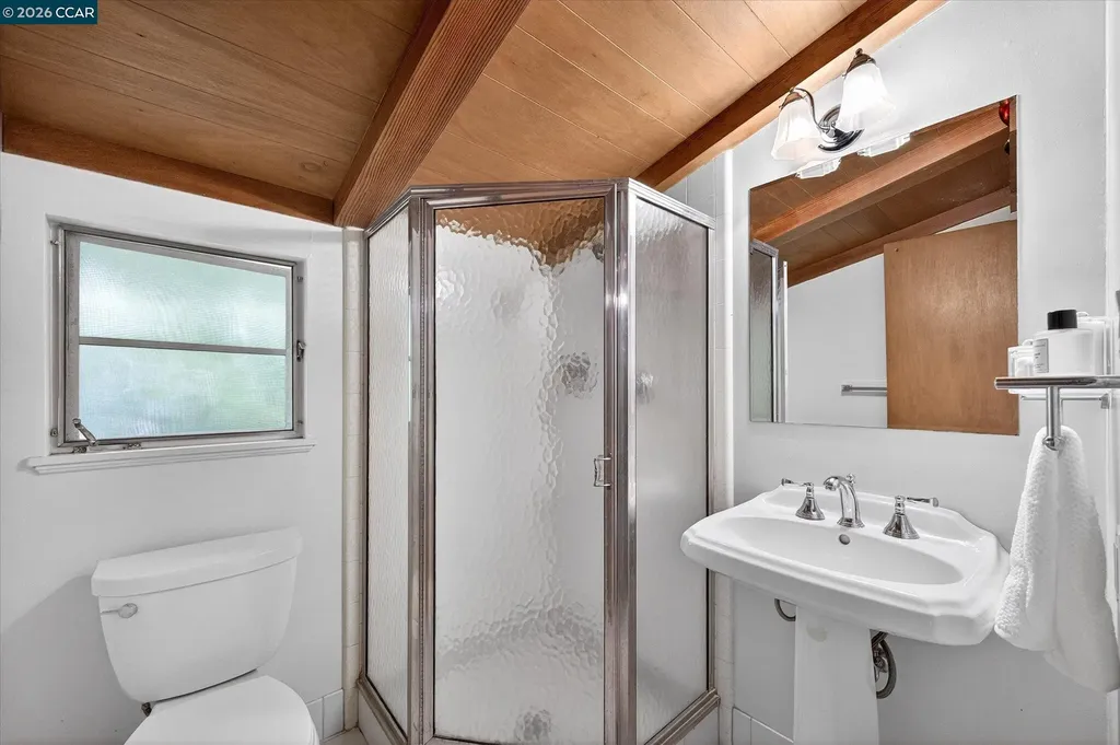 850 Paradise Court Lafayette CA 94549
