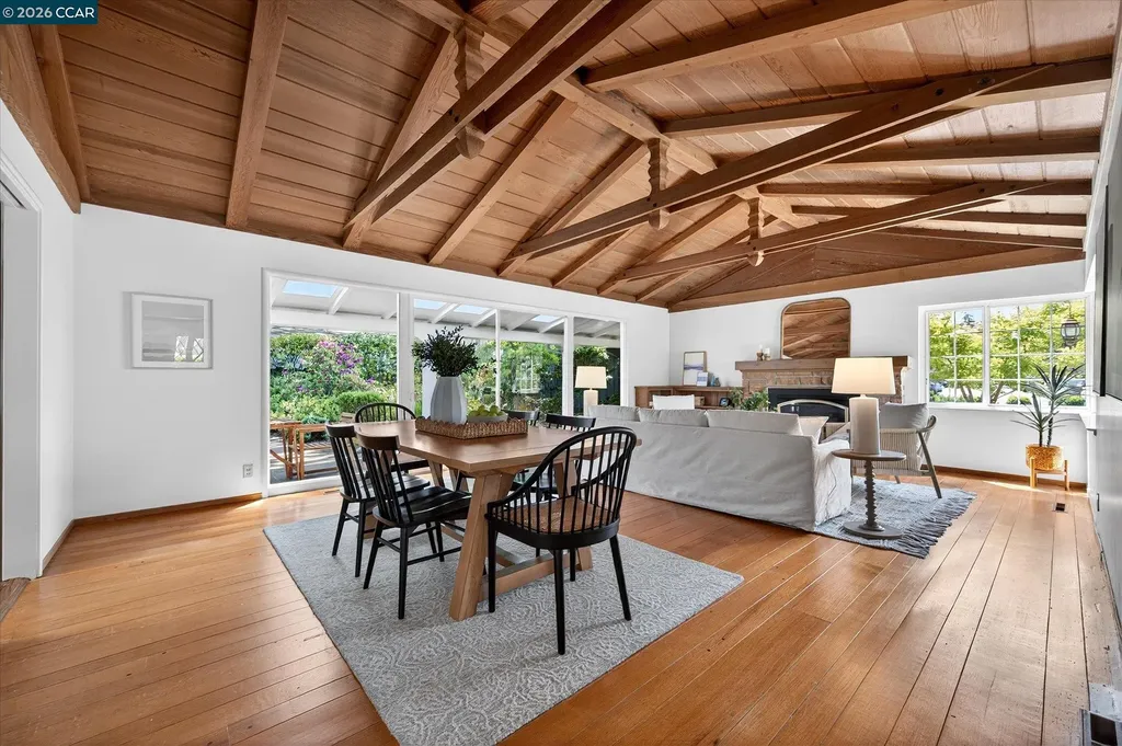 850 Paradise Court Lafayette CA 94549