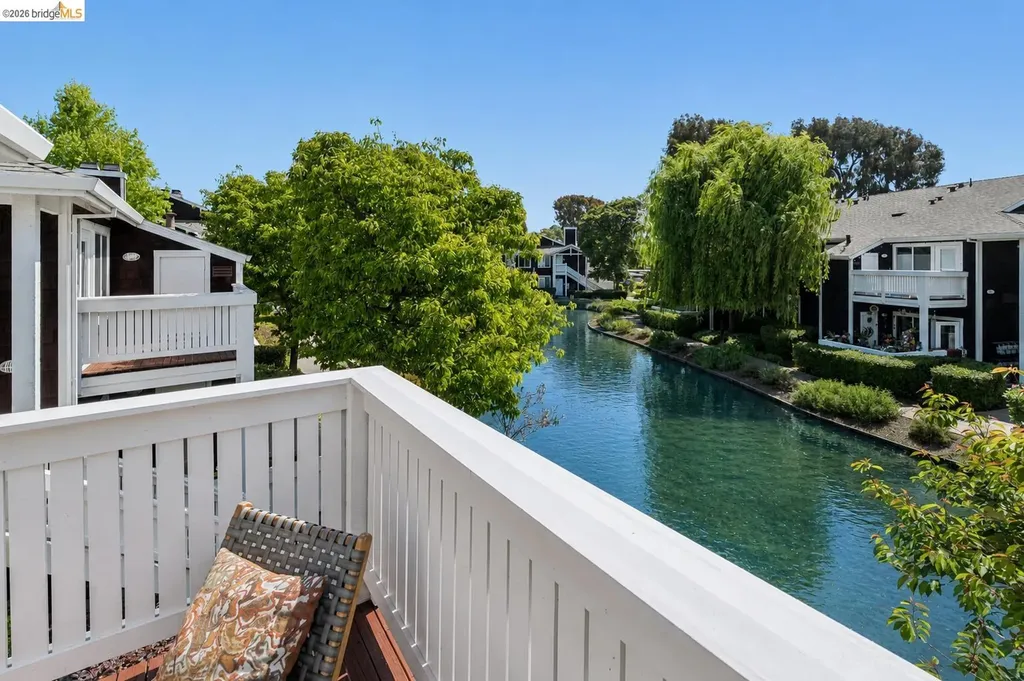 154 Marina Lakes Drive Richmond CA 94804