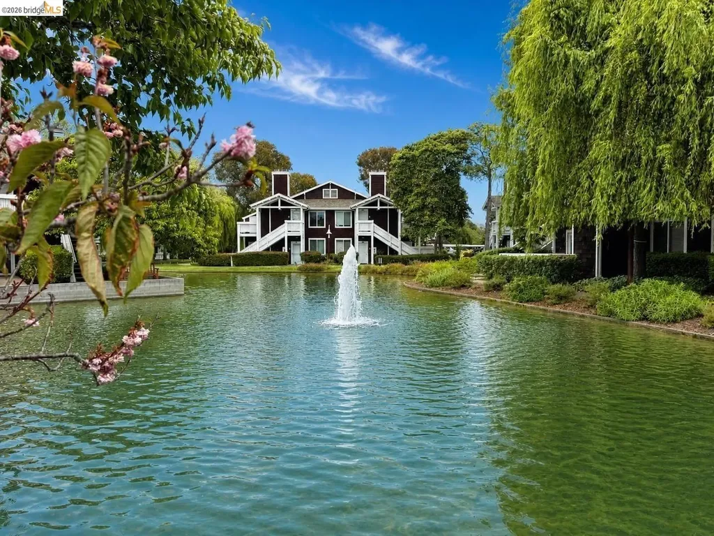 154 Marina Lakes Drive Richmond CA 94804