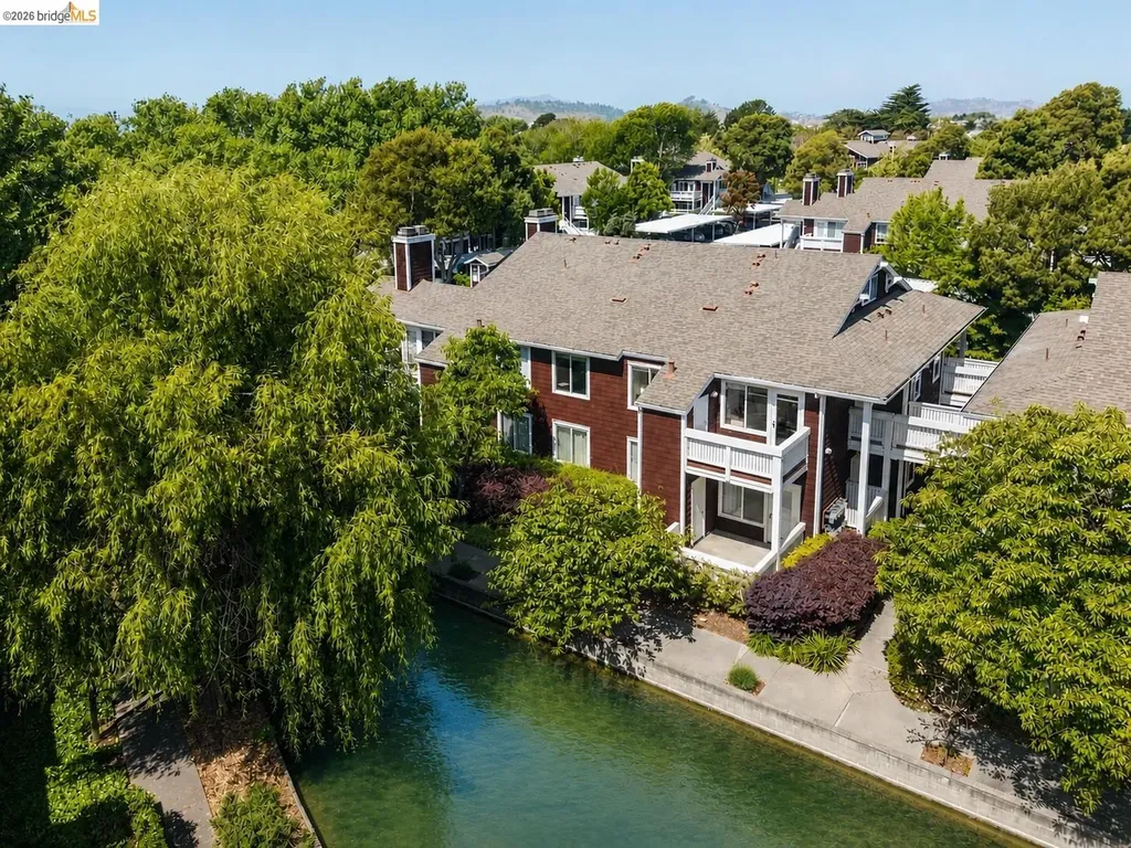 154 Marina Lakes Drive Richmond CA 94804