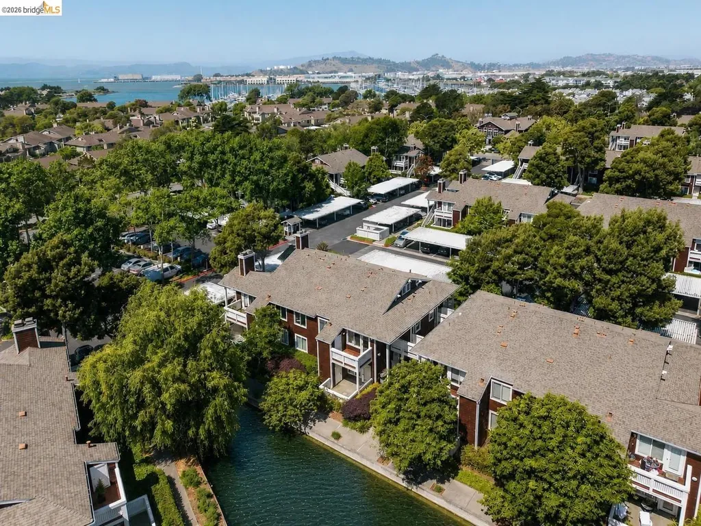 154 Marina Lakes Drive Richmond CA 94804