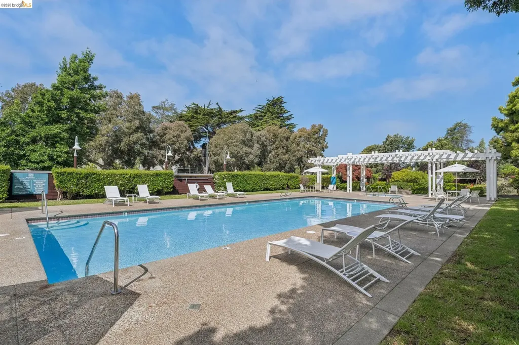 154 Marina Lakes Drive Richmond CA 94804