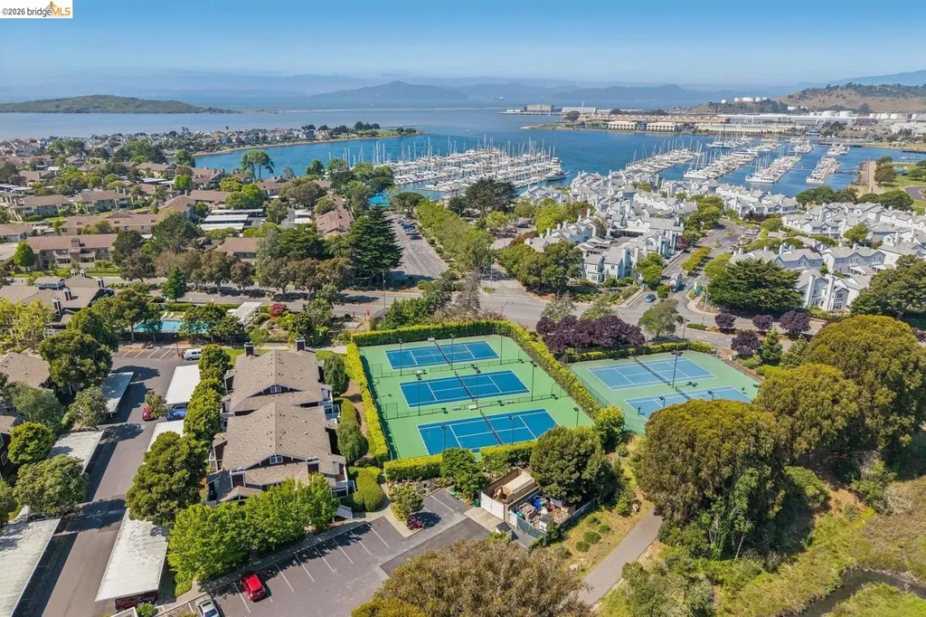 154 Marina Lakes Drive Richmond CA 94804