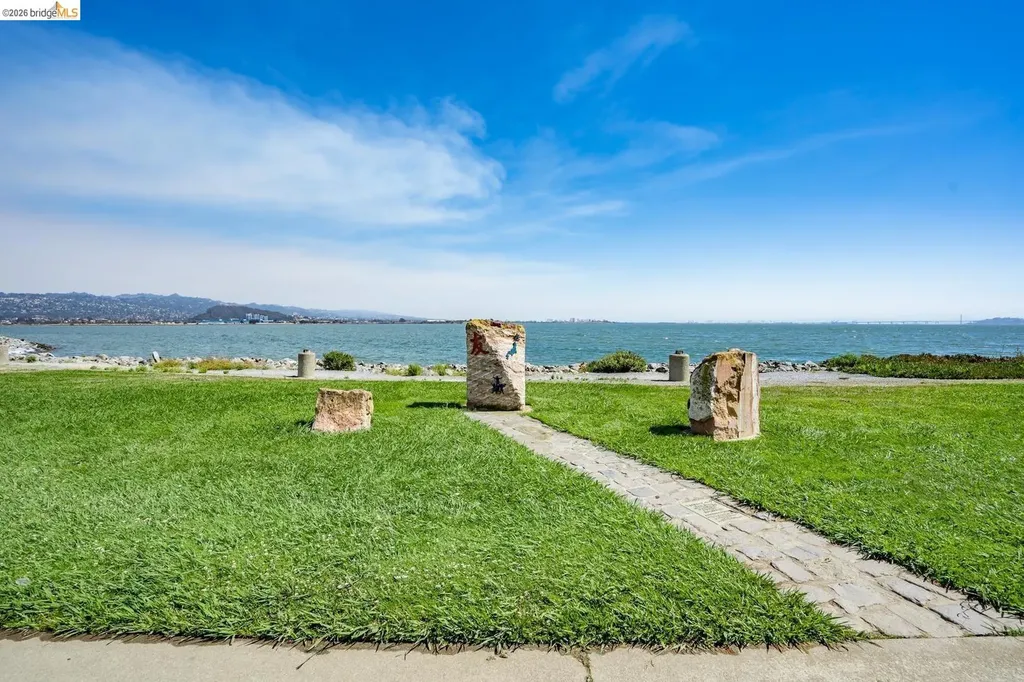 154 Marina Lakes Drive Richmond CA 94804