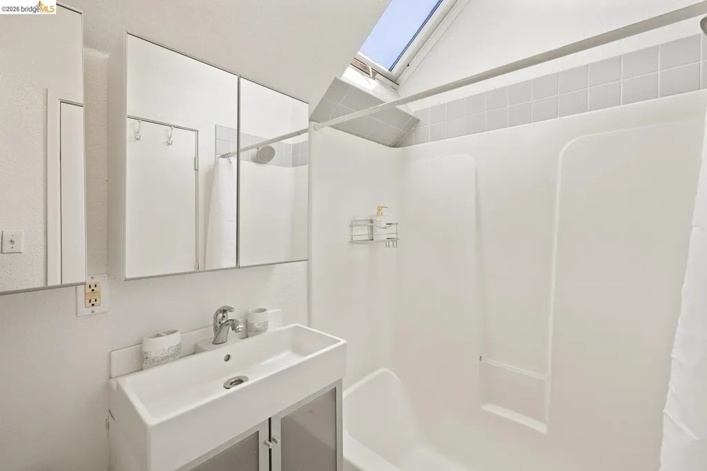 1450 4th Street #5 Berkeley CA 94710