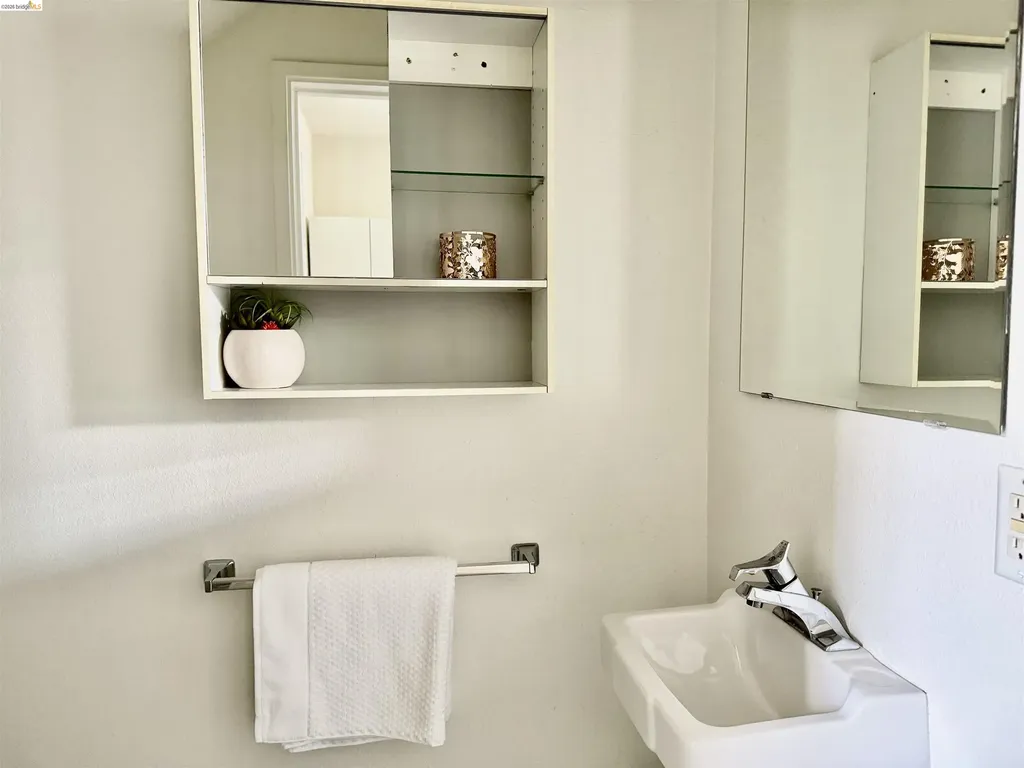 1450 4th Street #5 Berkeley CA 94710