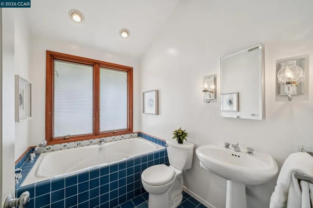 3375 Freeman Road Lafayette CA 94595