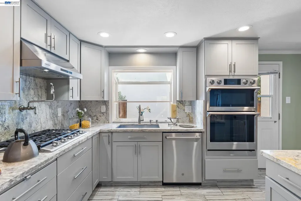 38646 Aurora Terrace Fremont CA 94536