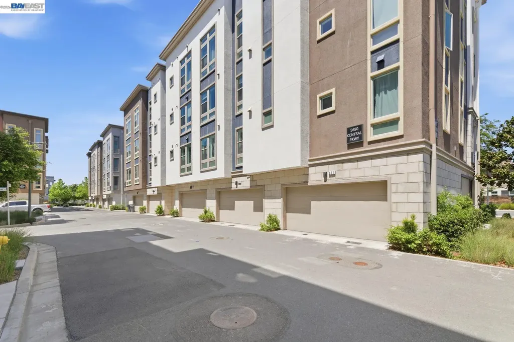 5680 Central Parkway Dublin CA 94568