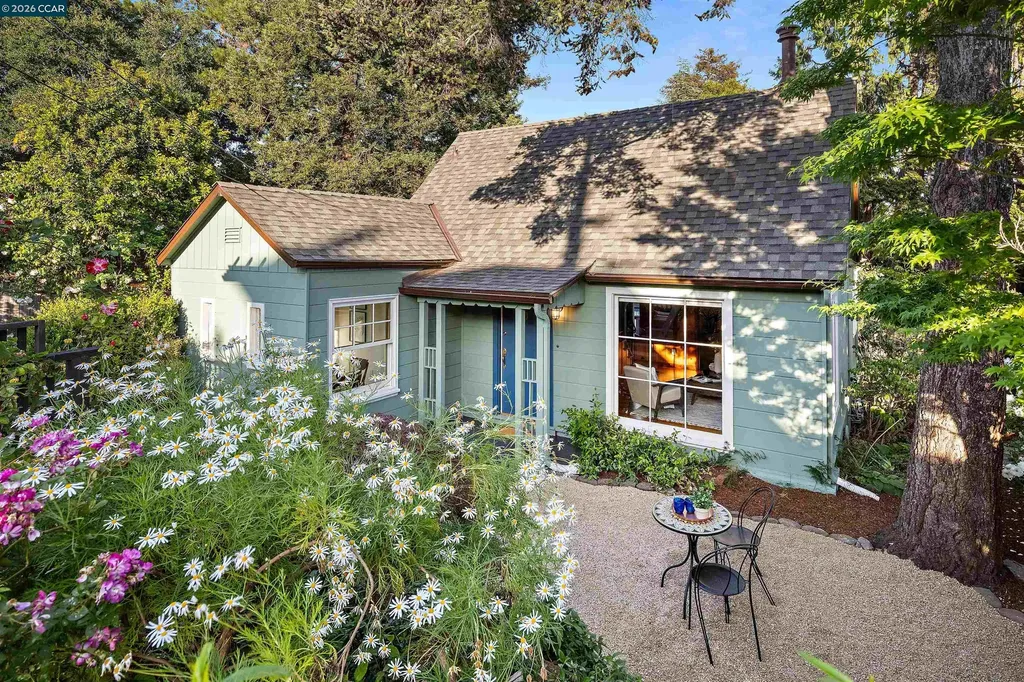 3754 Enos Avenue Oakland CA 94619