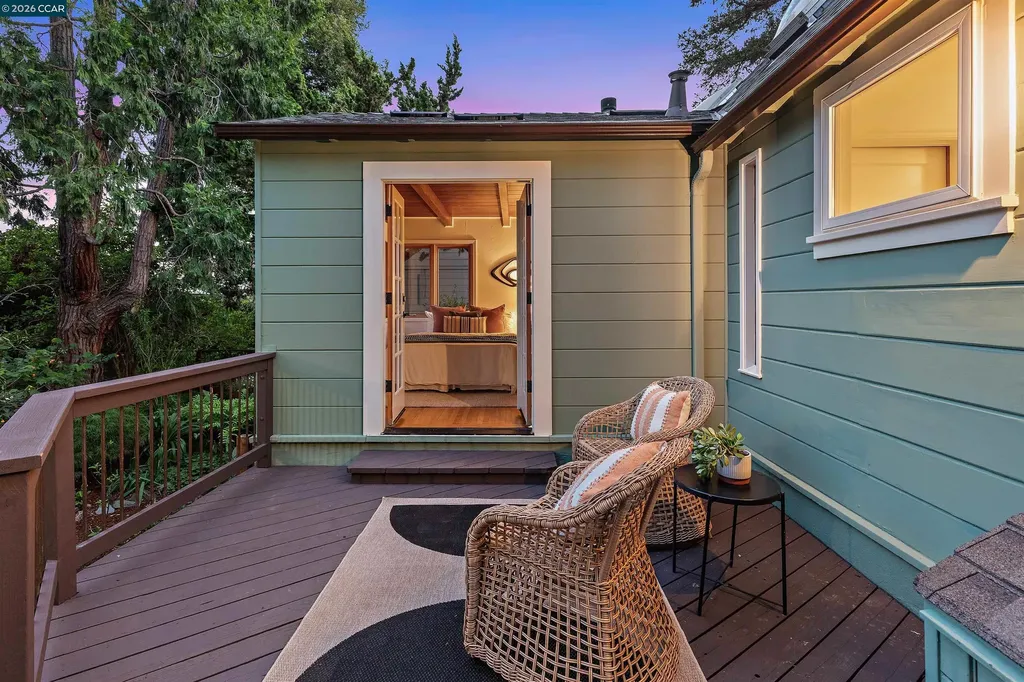 3754 Enos Avenue Oakland CA 94619