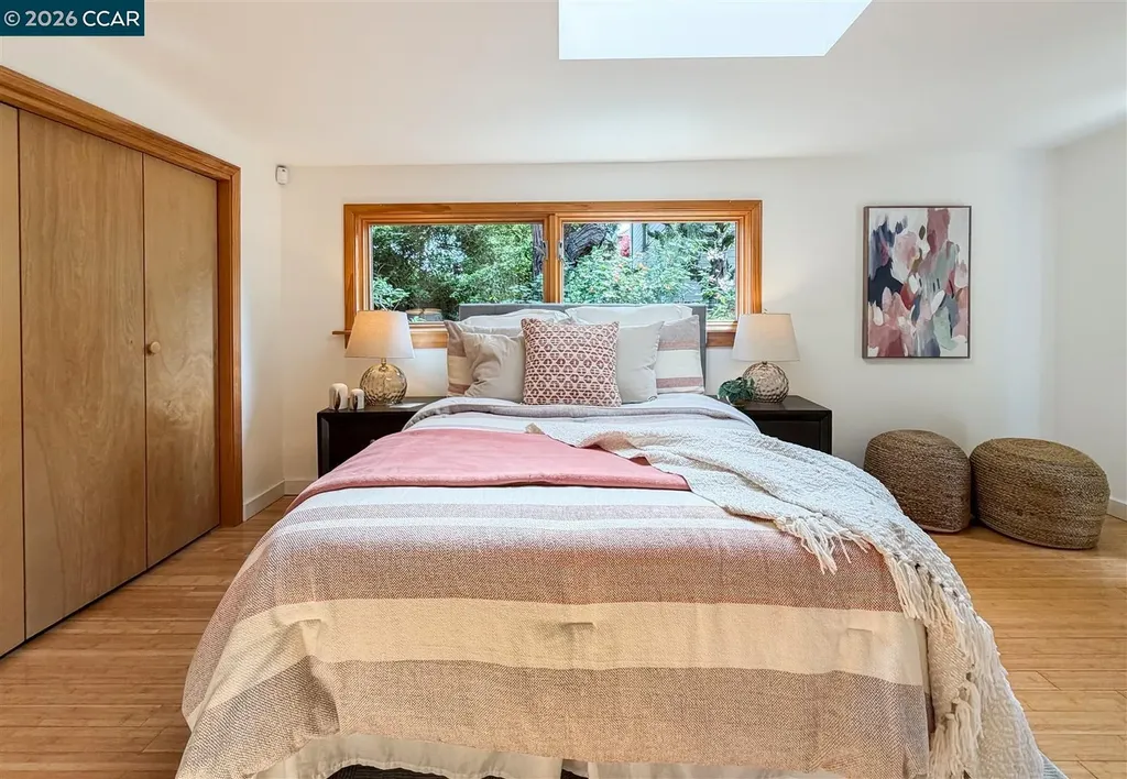 3754 Enos Avenue Oakland CA 94619