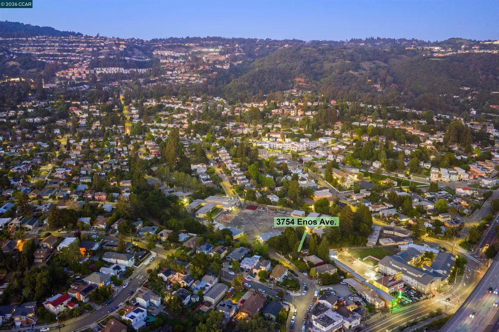 3754 Enos Avenue Oakland CA 94619