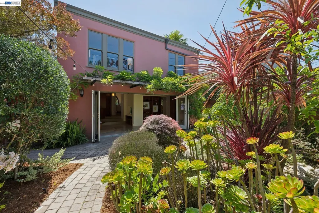 1635 High Street Alameda CA 94501