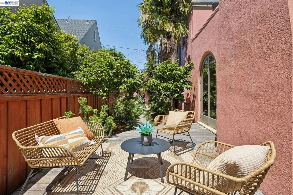 1635 High Street Alameda CA 94501