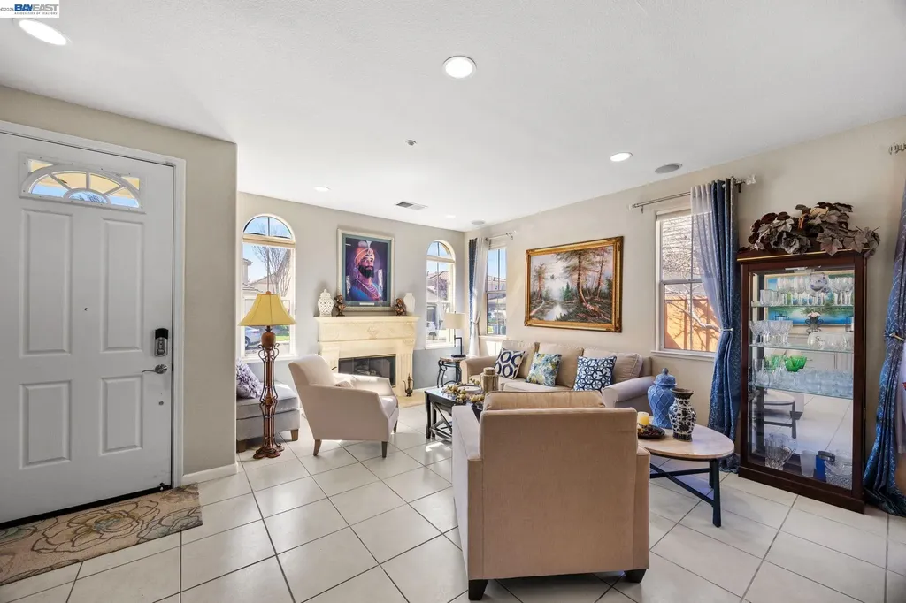 37338 Fowler Street Newark CA 94560