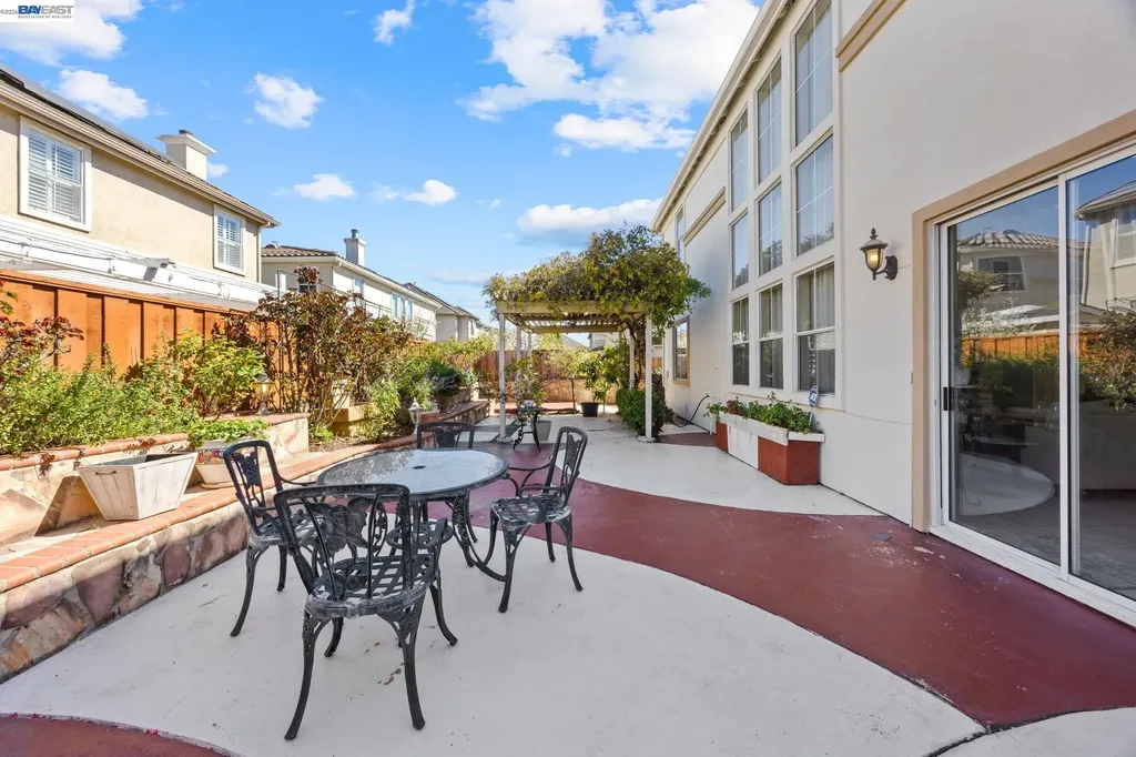 37338 Fowler Street Newark CA 94560