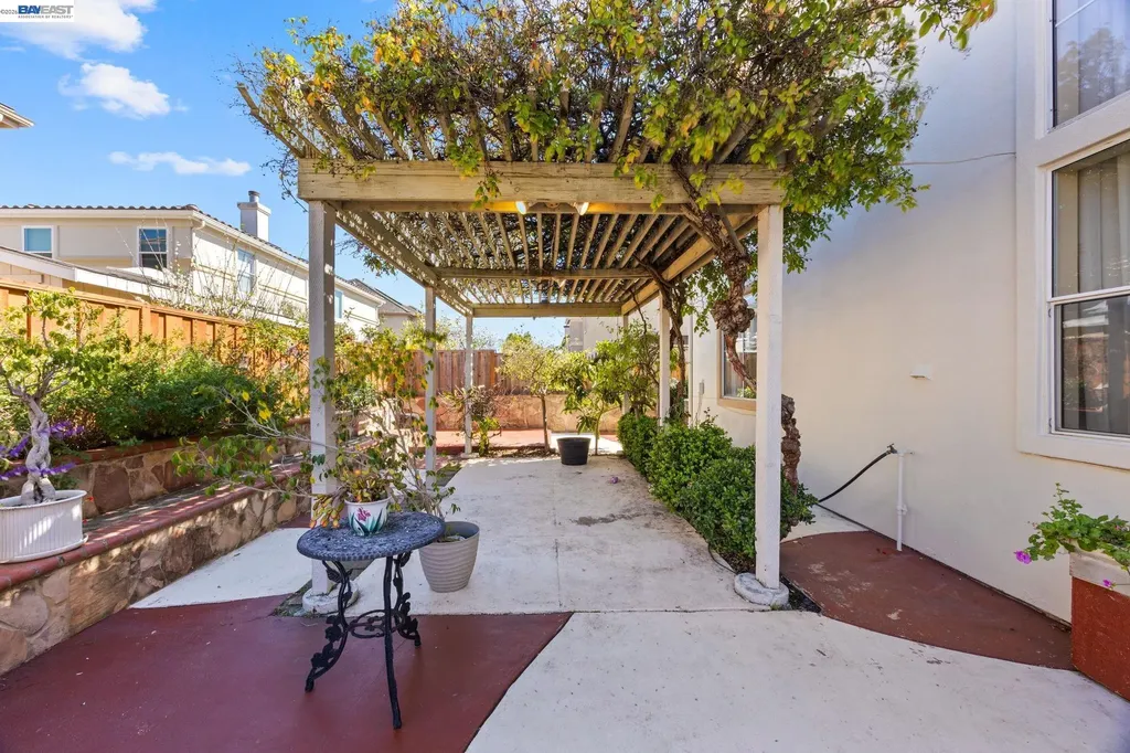 37338 Fowler Street Newark CA 94560