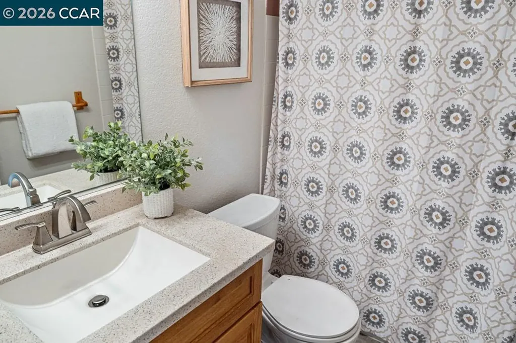 208 Commodore Drive Richmond CA 94804