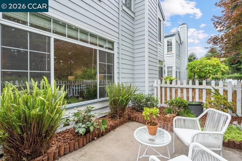 208 Commodore Drive Richmond CA 94804