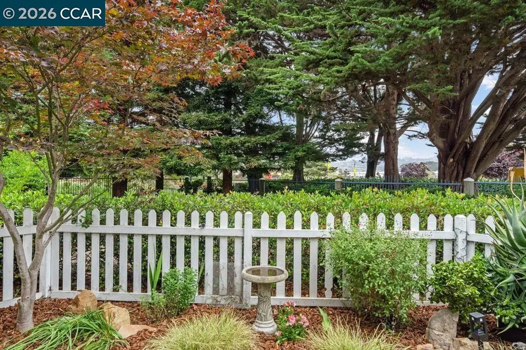 208 Commodore Drive Richmond CA 94804