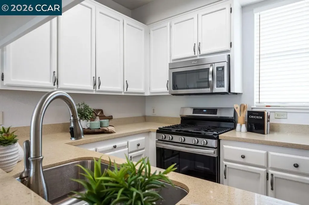 208 Commodore Drive Richmond CA 94804