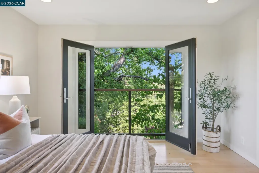 145 Danefield Place Moraga CA 94556