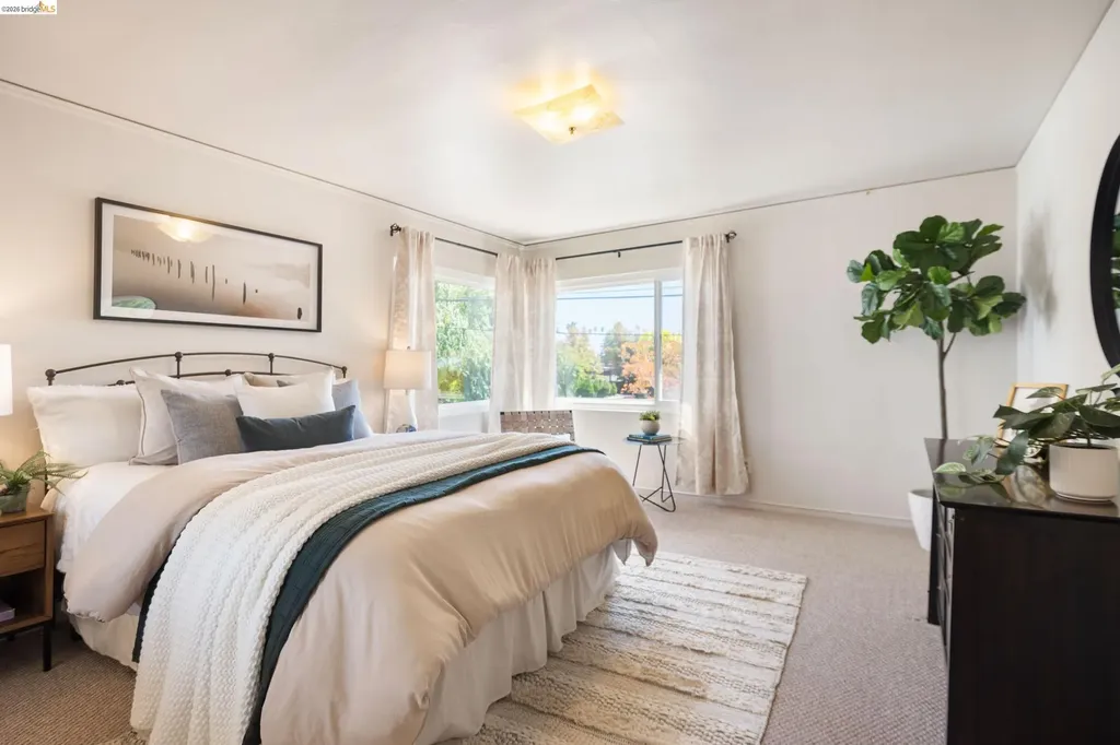 908 Prospect Avenue Oakland CA 94610