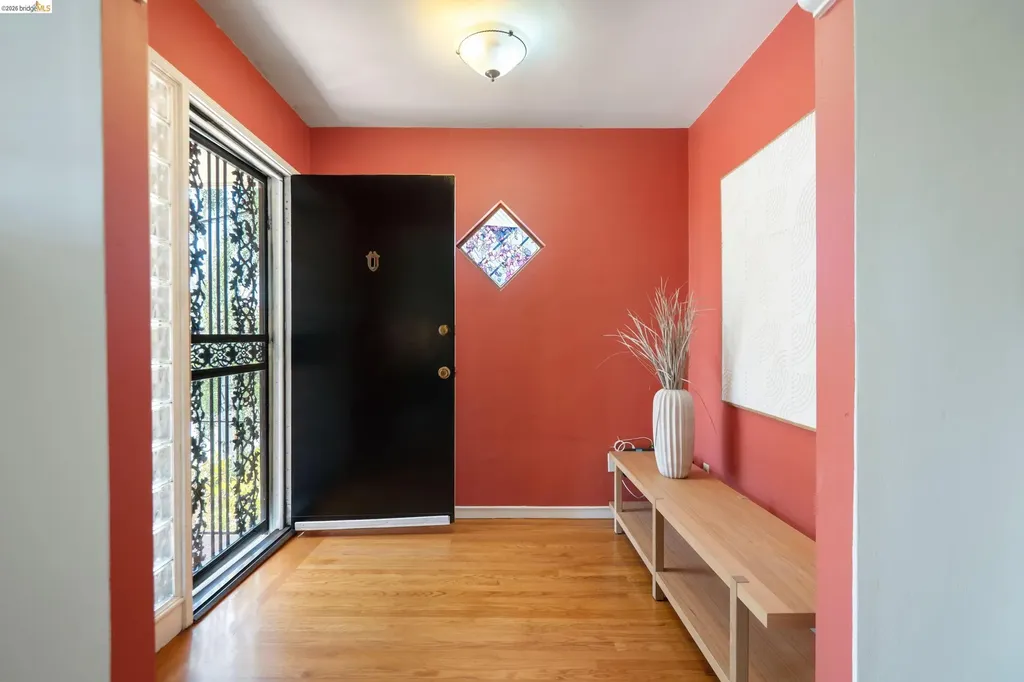908 Prospect Avenue Oakland CA 94610