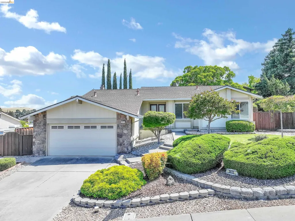 2411 Los Prados Way Antioch CA 94509