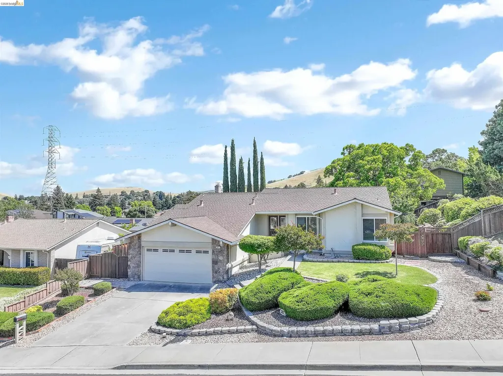 2411 Los Prados Way Antioch CA 94509